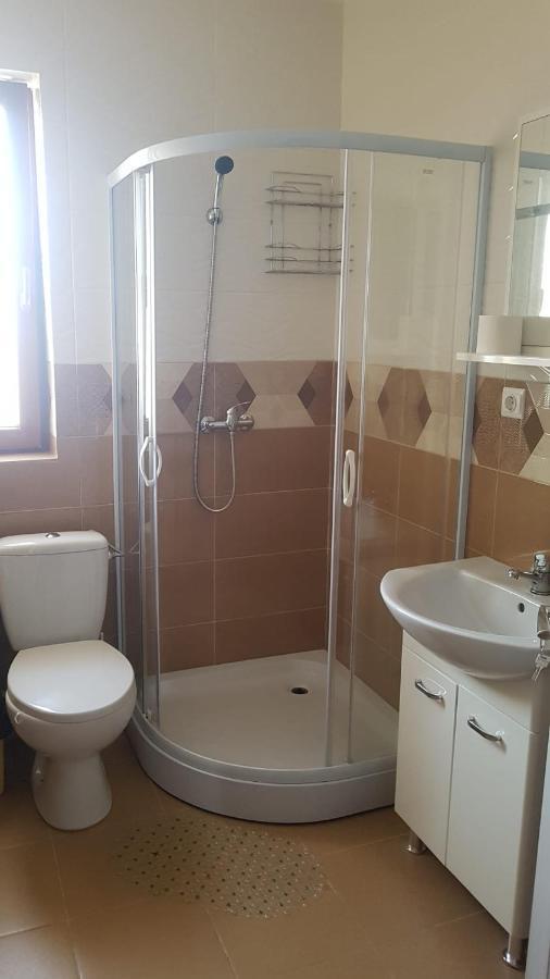Apartament Teo Caransebeş Exterior foto